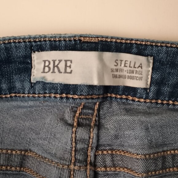 BKE Denim Jeans Size 26/2 Stella Slim Fit Low Rise Tailored Bootcut Medium Wash - Picture 4 of 10